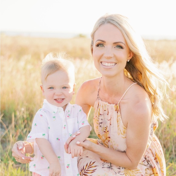 Meet your Posher, Amanda - Picture 3 of 3